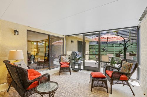 Foto del edificio - 606 6th Ln