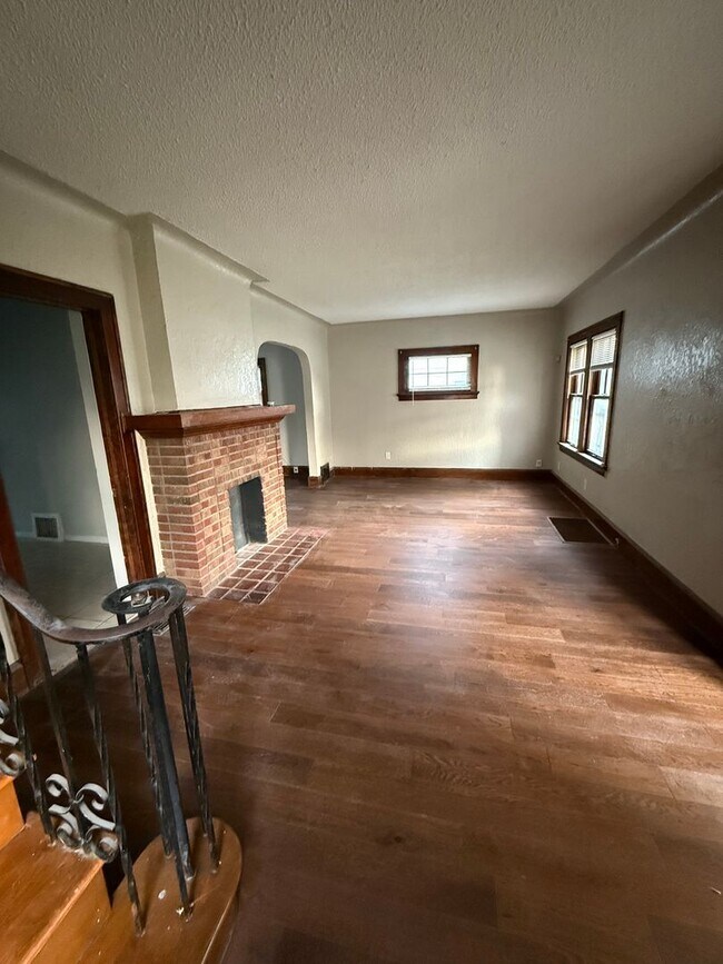 Foto del edificio - 3 bedroom 1.5 bath