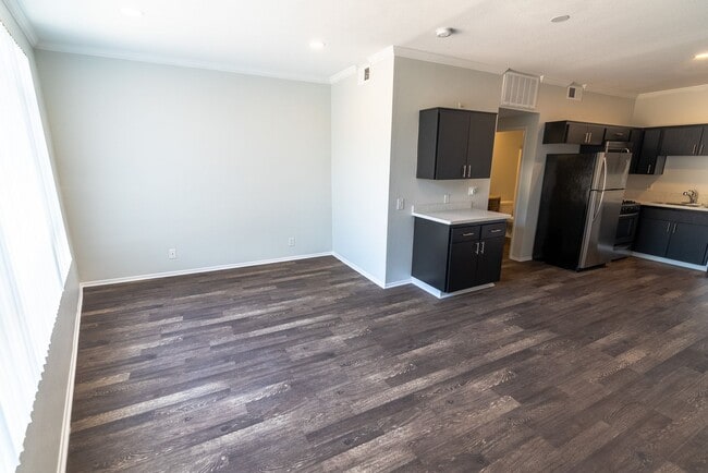 Foto del interior - 14900 Moorpark Street
