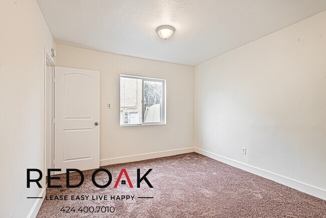 Foto del edificio - Inviting One Bedroom with Included Kitchen...