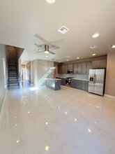 Building Photo - 520 Nabi Dr