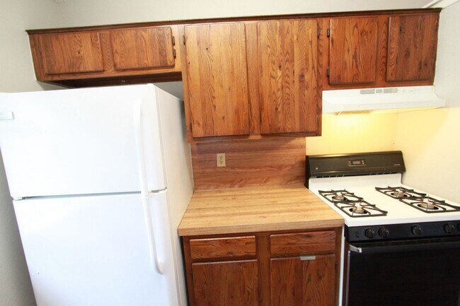 Foto del edificio - 11603 Poplar Cove