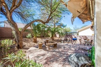 Building Photo - 7461 Mission Palm St