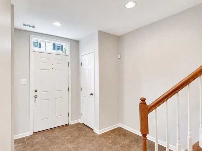 Foto del edificio - 1743 Theale Way