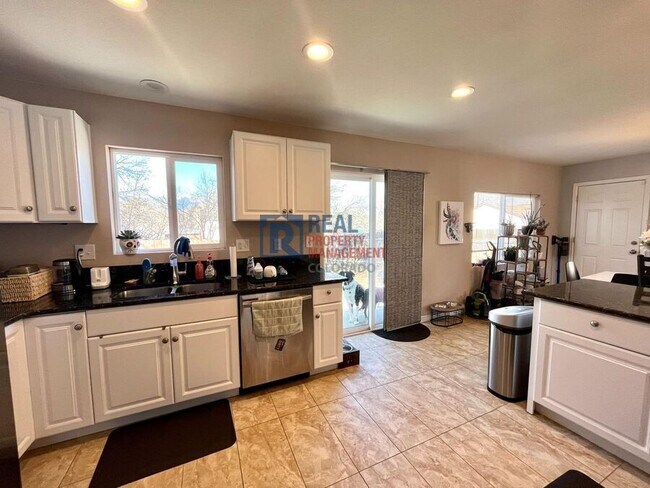 Foto del edificio - 2550 Bellamy St