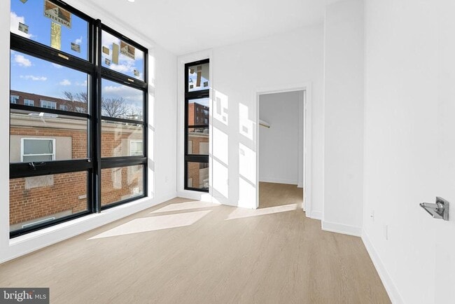 Foto del edificio - 1417 Belmont St NW