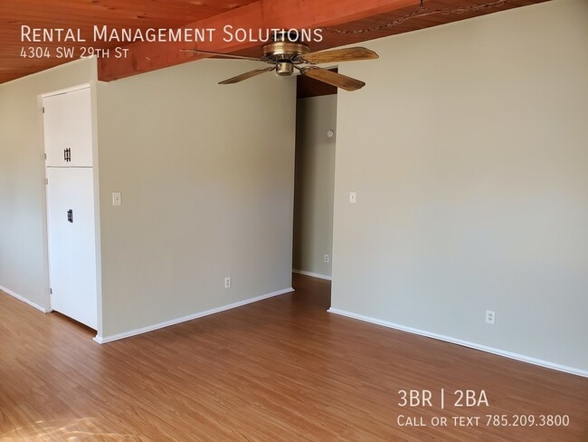 Building Photo - 4304 SW 29th St- 3 BED/1.5 BATH