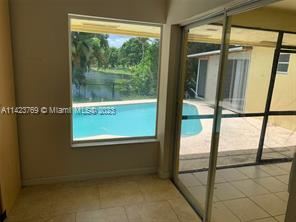 Foto del edificio - 4 br, 2 bath House - WESTVIEW