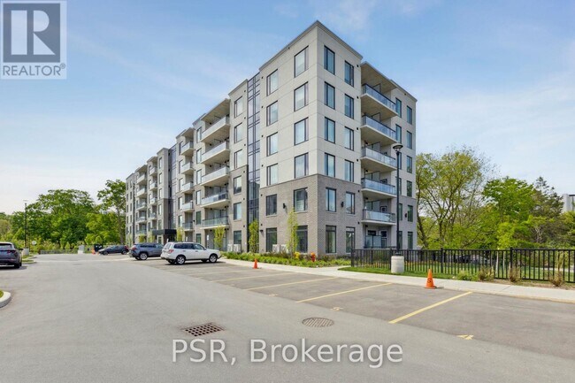 Building Photo - 103-103 Roger St