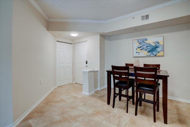 Building Photo - 2221 Tuscany Way
