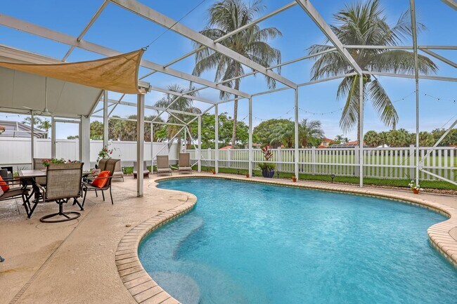 Foto del edificio - 6074 Las Colinas Cir