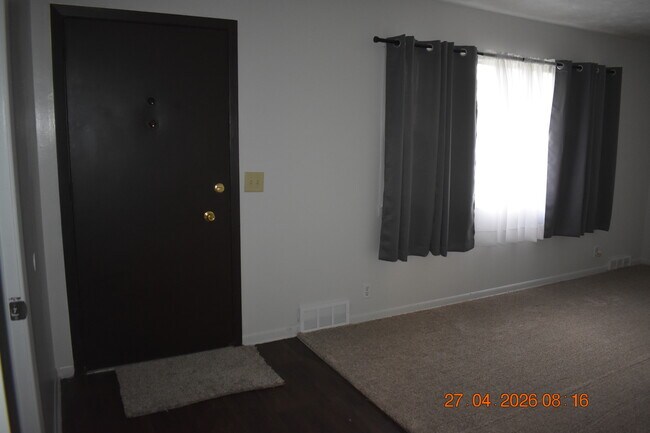 Foto del edificio - 4616 Grand Ave