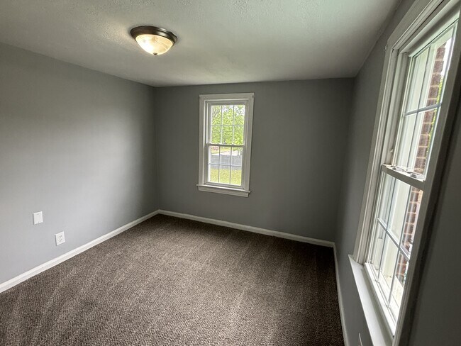 Foto del edificio - 1704 13th St SE