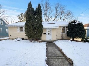 Building Photo - 973 Bidwell St