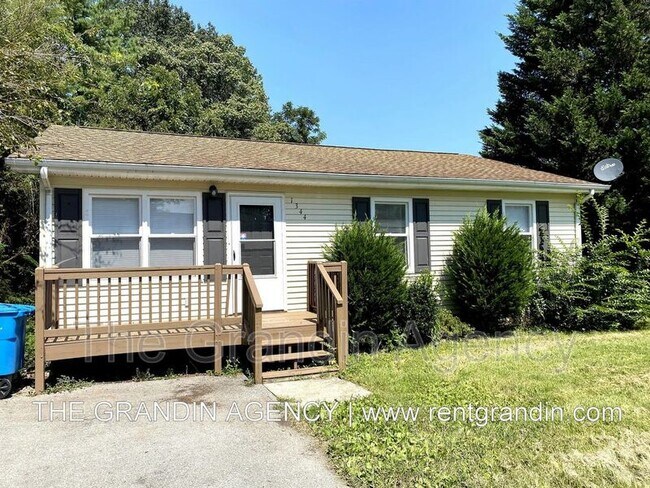 Foto del edificio - 1344 Mabry Ave SE