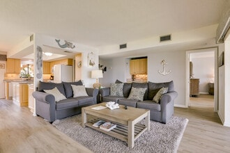 Building Photo - 3722 SE 12th Ave