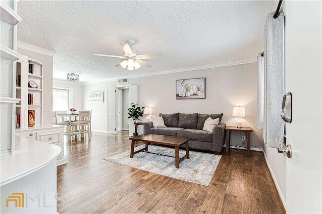 Foto del edificio - 4266 Roswell Rd NE