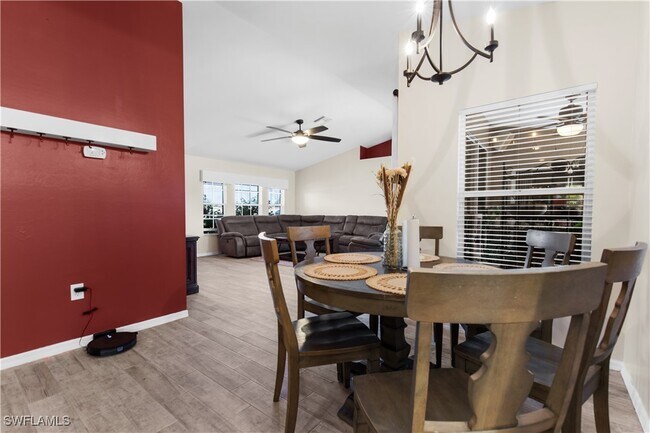 Foto del edificio - 11568 Forest Mere Dr