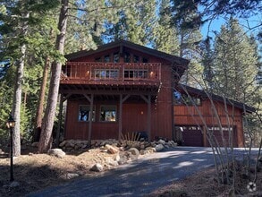 Building Photo - 966 Chipmunk Ct