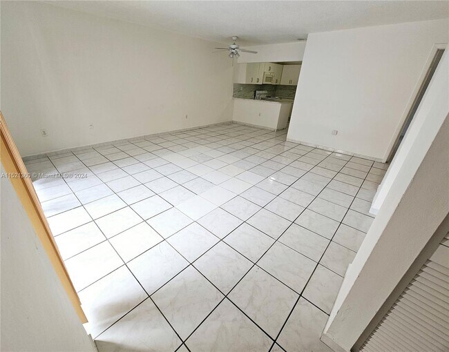 Building Photo - 15680 SW 82nd Cir Ln