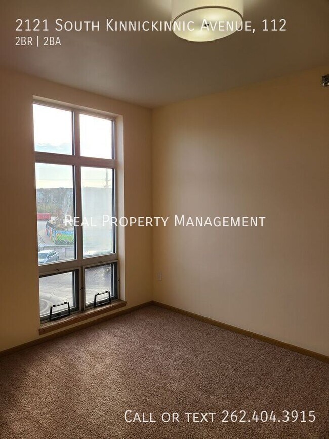 Foto del edificio - 2121 S Kinnickinnic Ave