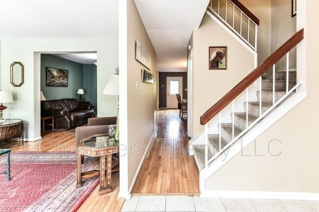 Building Photo - 3080 White Birch Ct