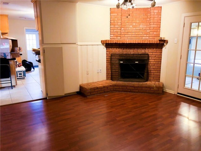 Building Photo - 6323 Preston Crest Ln
