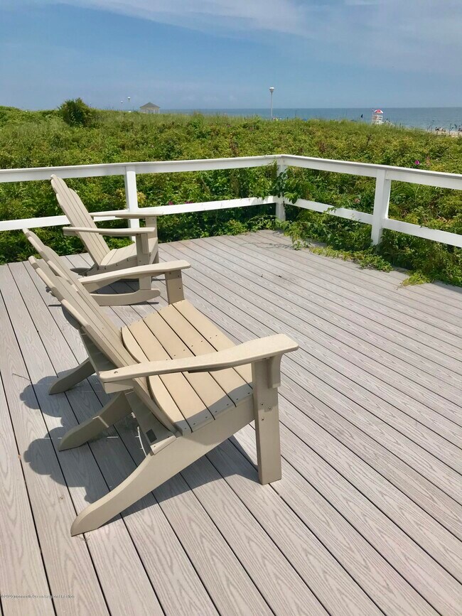 Building Photo - 619 Ocean Ave