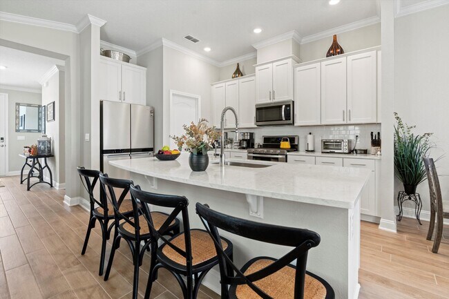 Foto del edificio - 97 Thistleton Wy