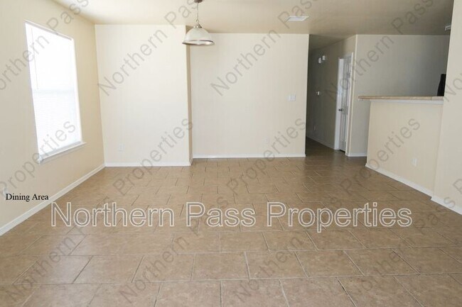 Foto del edificio - 7720 Howard St