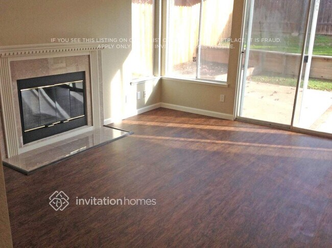 Building Photo - 8430 Gooseberry Ct