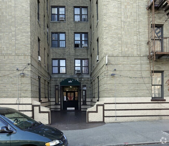 10511071 Elder Ave, Bronx, NY 10472 Apartments Bronx, NY