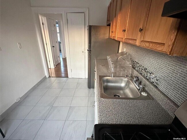 Foto del edificio - 113-05 204th St