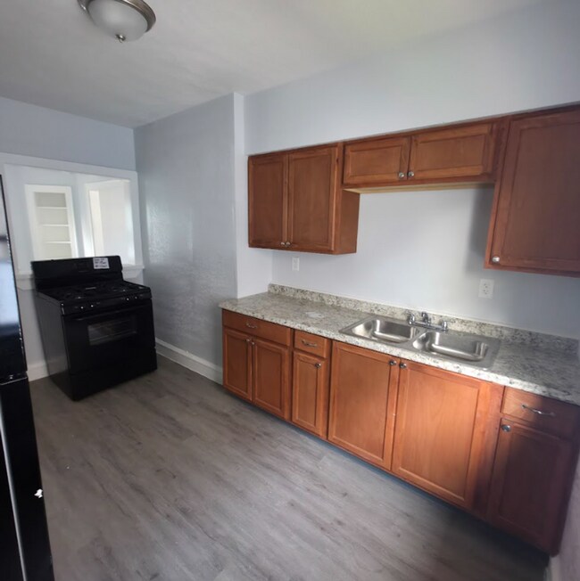 Foto del edificio - 3294 E 146th St