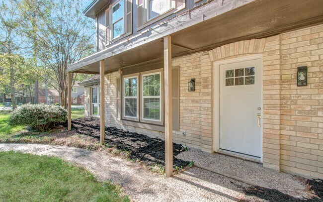 Foto del edificio - 591 River Plantation Dr