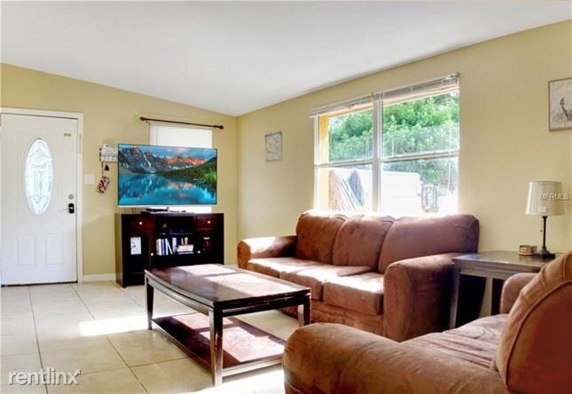 Foto del edificio - 3 br, 2 bath House - 3152 Karen Ave