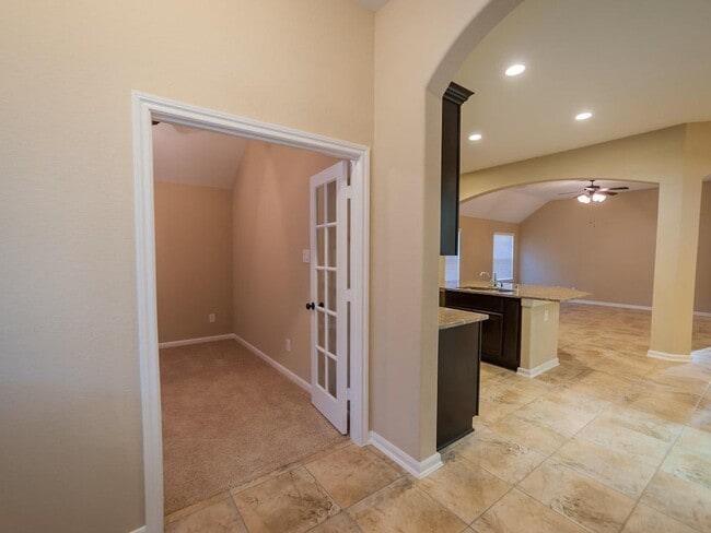 Building Photo - 215 Lighthouse Bay Ln
