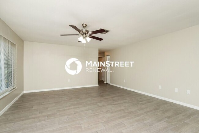 Foto del edificio - 3 Bedroom Pet-Friendly Home in MELBOURNE, ...