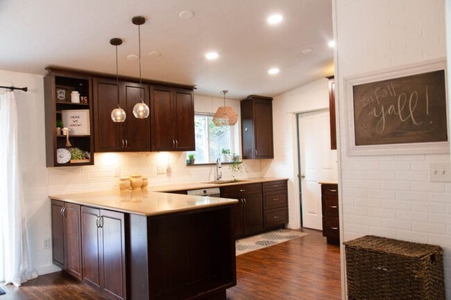 Foto del edificio - 4015 SW Western Blvd