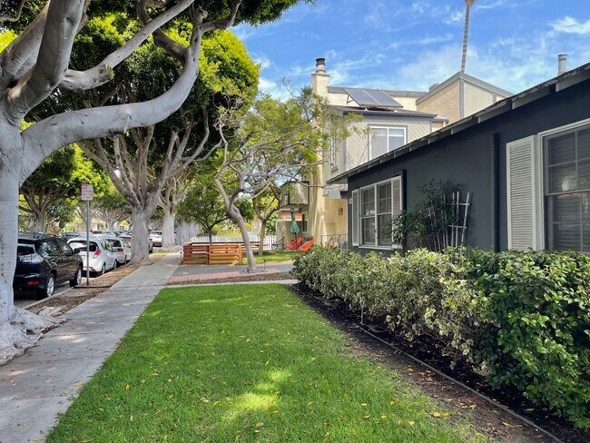 Foto del edificio - 2326 Oak St