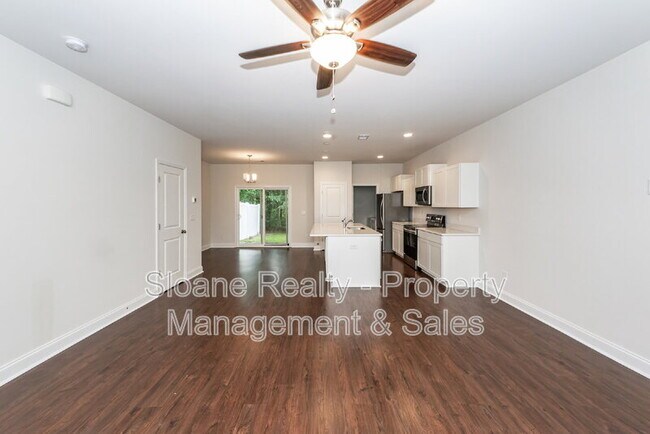 Building Photo - 7787 Montview Rd