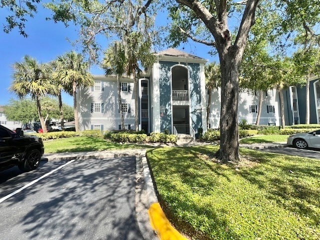 Building Photo - 2208 Clubside Dr