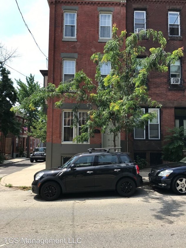 Primary Photo - 766 N 26th St