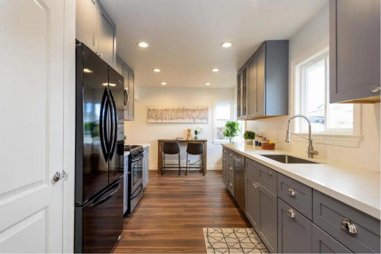 Foto principal - 2209 Hamilton Ave