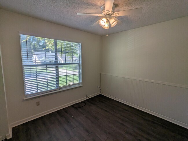 Foto del edificio - 2756 Oak Park Ct