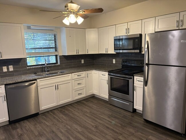 Building Photo - 2 Bedroom 2 Bathroom in St Cloud