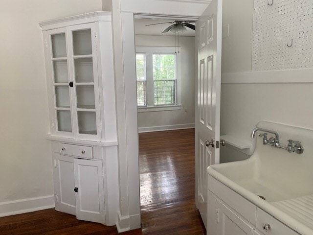 Kitchen - 7104 Spruce St
