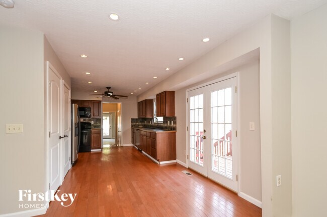 Foto del edificio - 5456 Shady Meadows Dr