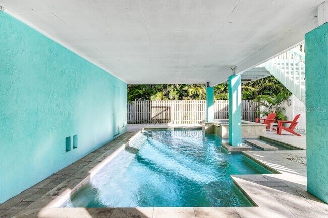 Foto del edificio - 4605 Gulf Dr