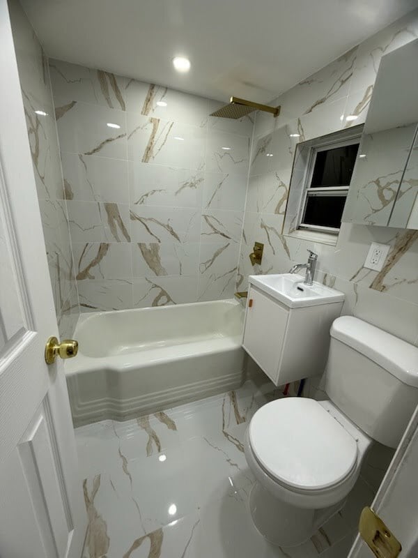 Foto del edificio - 14 Woodland Cir S